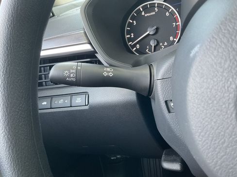 New 2026 Nissan Altima 2.5 SV FWD image 31