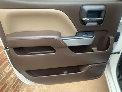 Used 2015 Chevrolet Silverado 1500 LTZ Z71 w/ LTZ Plus Package AWD/4WD image 22