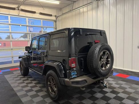 Used 2017 Jeep Wrangler Unlimited Sahara AWD/4WD image 5