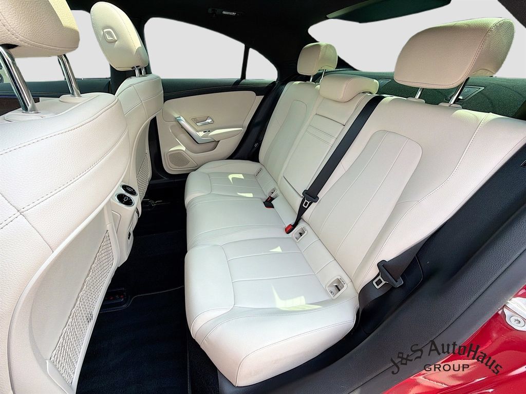 Used 2021 Mercedes-Benz CLA 250 4MATIC image 25