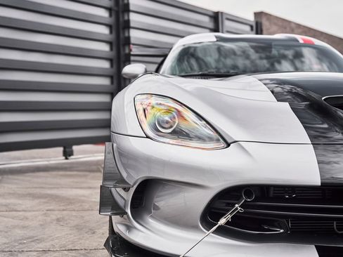 Used 2016 Dodge Viper ACR w/ Extreme Aero Package RWD image 10