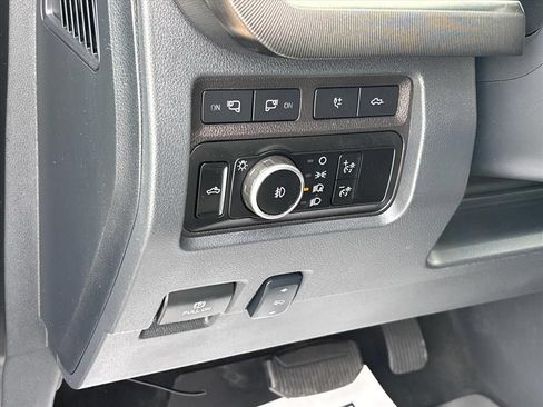 Used 2024 Ford F250 Platinum AWD/4WD image 26