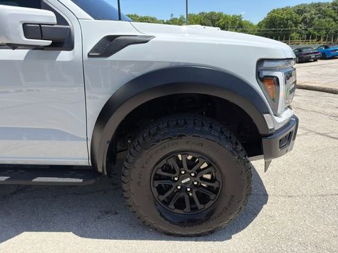 Used 2024 Ford F150 Raptor AWD/4WD image 9