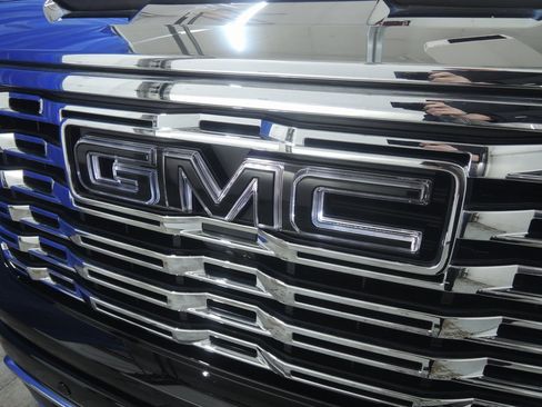 Used 2024 GMC Sierra 1500 Denali w/ Denali Reserve Package image 48