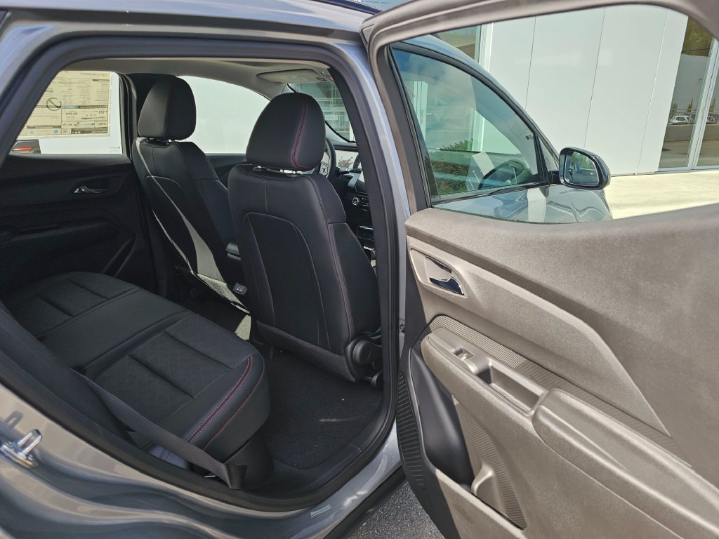 New 2027 Chevrolet Bolt RS w/ Technology Package FWD image 15