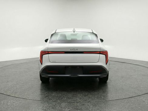 Used 2025 Kia K4 LXS image 7