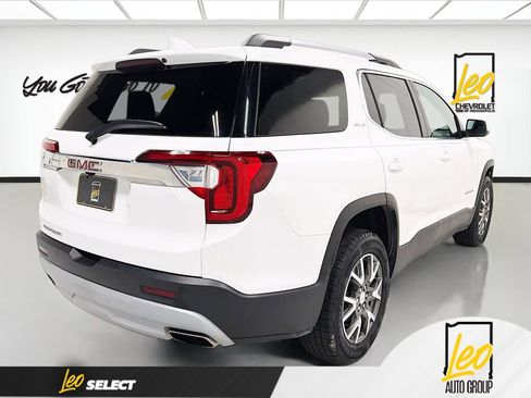 Used 2022 GMC Acadia SLE w/ Driver Convenience Package image 5