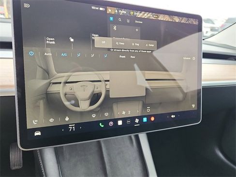 Used 2023 Tesla Model 3 Standard Range image 9