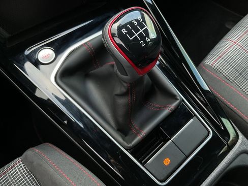 Used 2024 Volkswagen GTI S image 39