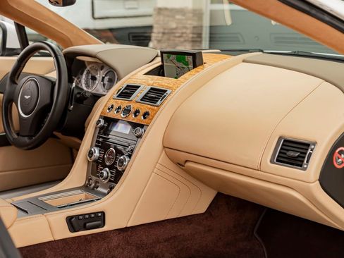 Used 2013 Aston Martin V8 Vantage S RWD image 22