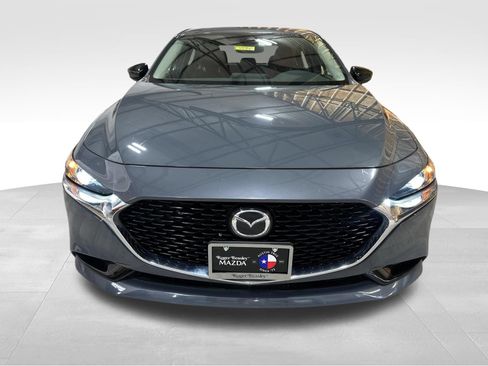 Used 2023 MAZDA MAZDA3 s FWD image 2