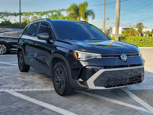 Used 2025 Volkswagen Taos S image 7
