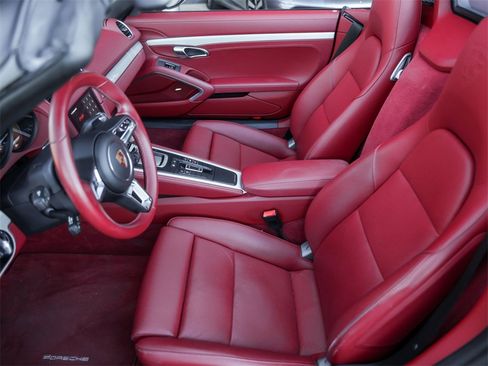 Certified 2021 Porsche 718 Boxster image 17