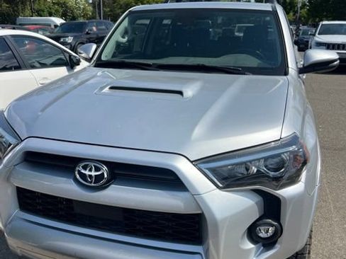 Used 2023 Toyota 4Runner TRD Off-Road Premium w/ Moonroof Package AWD/4WD image 3