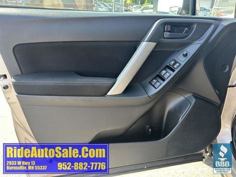 Used 2014 Subaru Forester 2.5i Premium w/ All-Weather Package AWD/4WD image 9