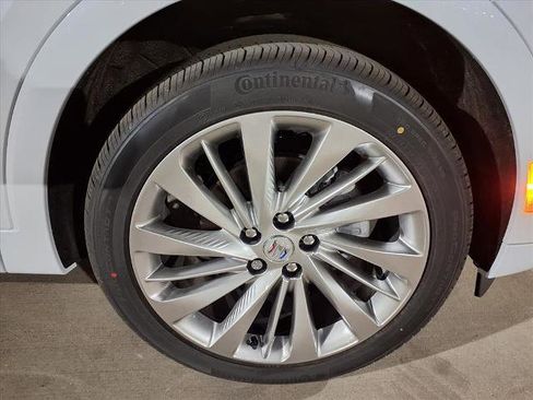 New 2026 Buick Envision Avenir image 22