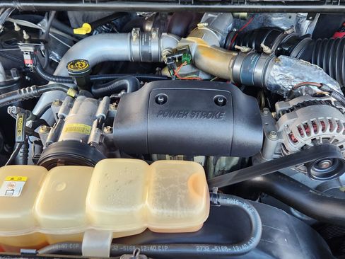 Used 2003 Ford F350 Lariat image 33