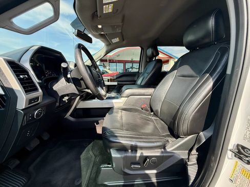 Used 2017 Ford F150 Lariat AWD/4WD image 9