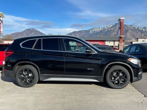 Used 2018 BMW X1 xDrive28i image 4