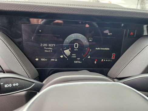 Certified 2025 GMC Yukon Denali image 7