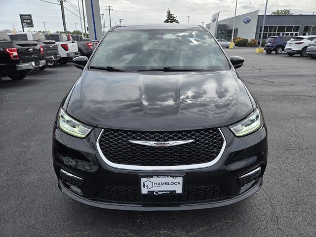 Used 2026 Chrysler Pacifica Select FWD image 3