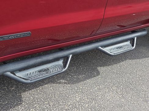 Used 2020 GMC Sierra 1500 Elevation w/ Elevation Value Package AWD/4WD image 18