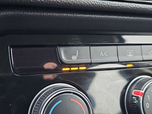 Used 2024 Volkswagen Taos S image 19