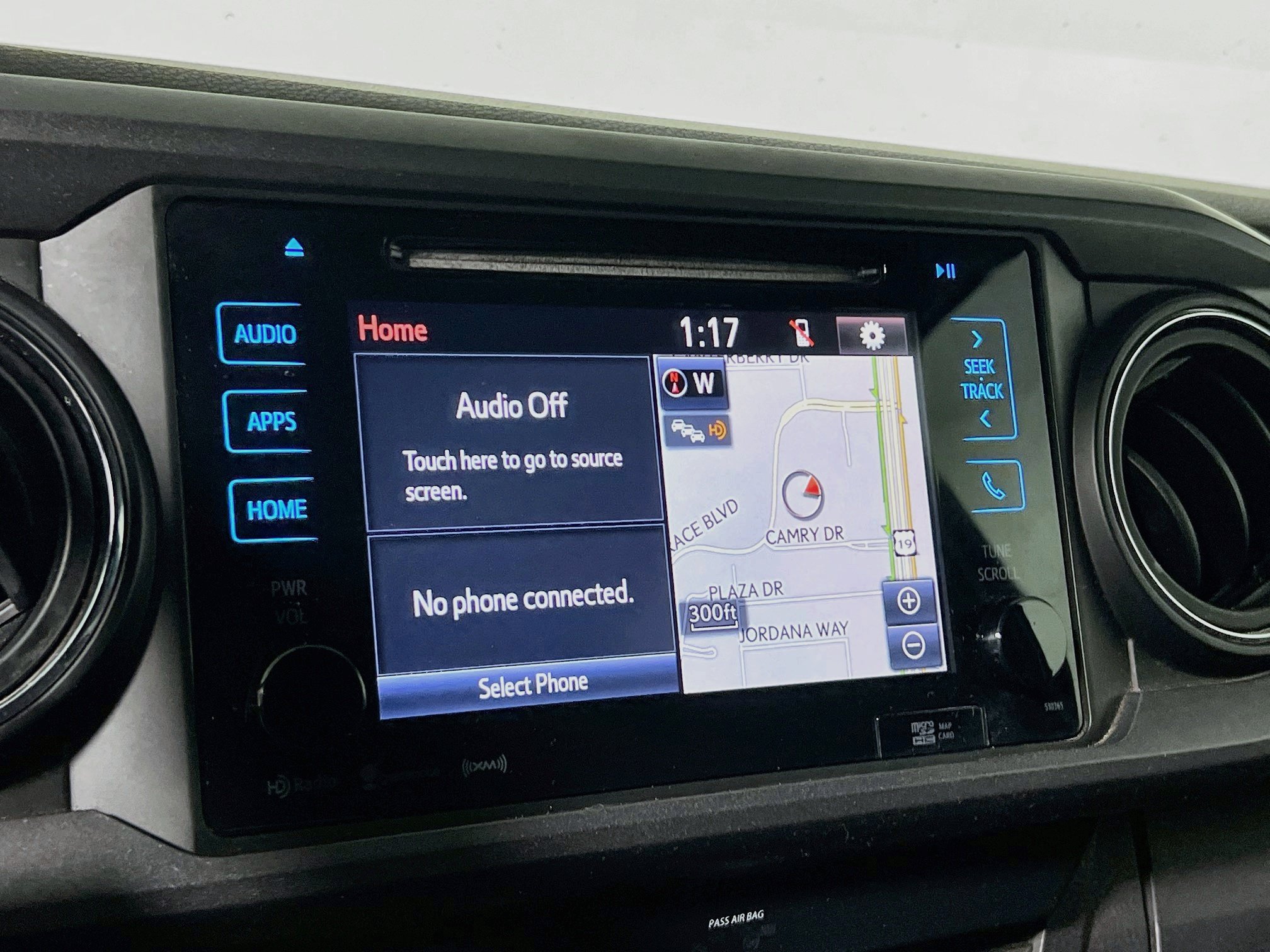 Used 2019 Toyota Tacoma TRD Sport AWD/4WD image 27