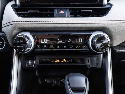 Used 2025 Toyota RAV4 XLE w/ Convenience Package image 25