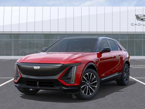 New 2026 Cadillac Lyriq Sport w/ LPO, Floor Liner Package AWD/4WD image 6