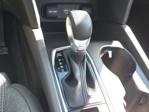 Used 2020 Hyundai Santa Fe SE image 13