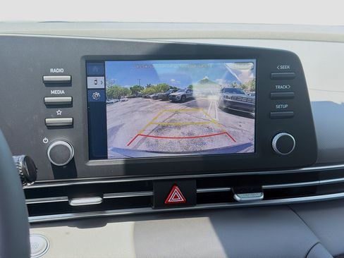 New 2026 Hyundai Elantra SEL Sport Premium FWD image 11