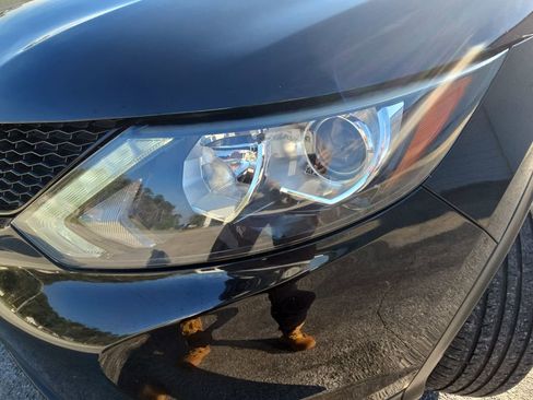 Used 2018 Nissan Rogue Sport S image 27