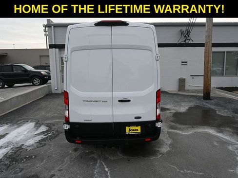 Used 2019 Ford Transit 250 Base image 32