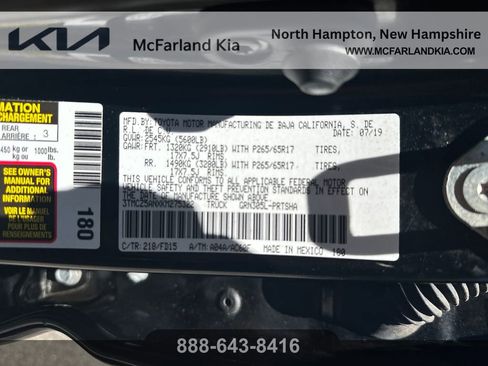 Used 2019 Toyota Tacoma TRD Sport AWD/4WD image 19