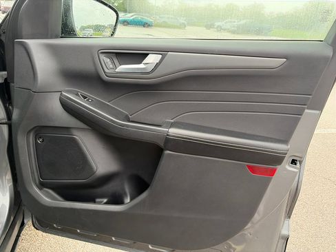 Used 2023 Ford Escape Active w/ Tech Pack #2 FWD image 9
