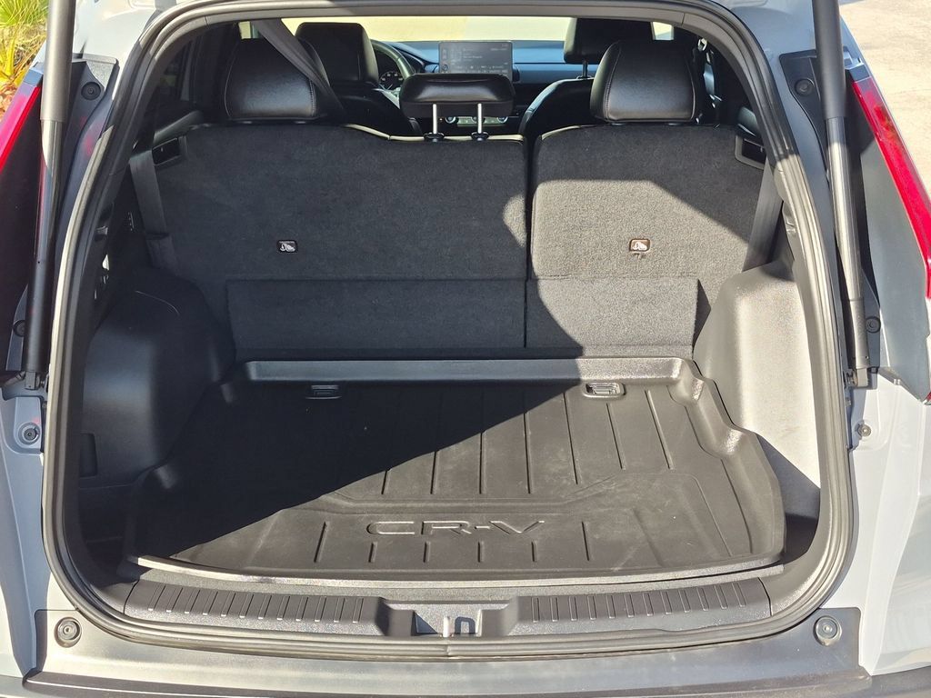 Used 2025 Honda CR-V Sport-L image 29