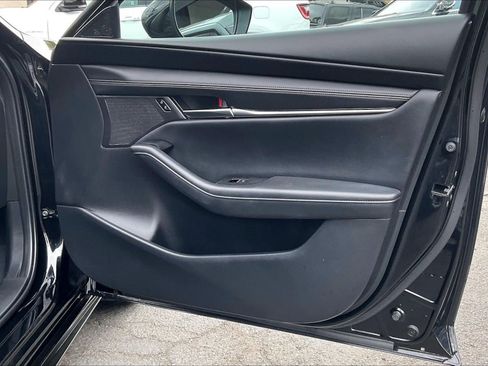 Used 2025 MAZDA MAZDA3 s FWD image 22