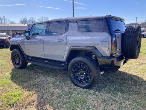 New 2026 GMC Hummer EV SUV image 6