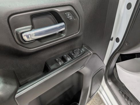 Used 2024 Chevrolet Silverado 1500 Custom image 13