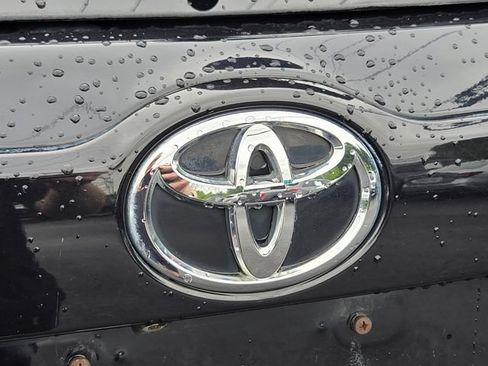 Used 2015 Toyota Highlander Plus FWD image 14
