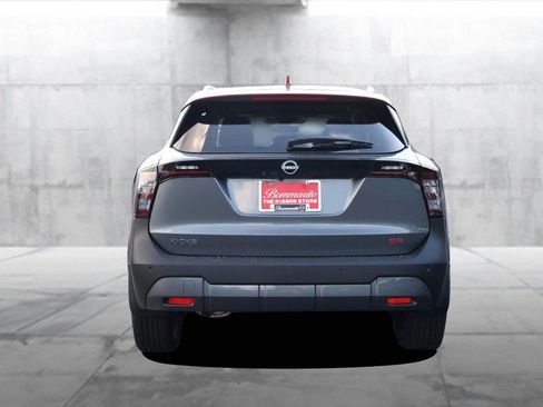 New 2025 Nissan Kicks SR image 6