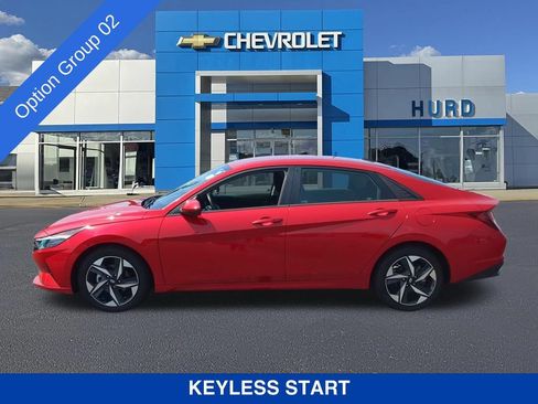 Used 2023 Hyundai Elantra SEL w/ Convenience Package FWD image 9