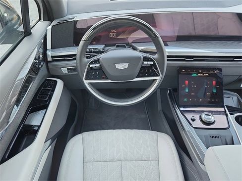 New 2025 Cadillac Escalade IQ Sport 1 w/ LPO, ONYX Package image 7