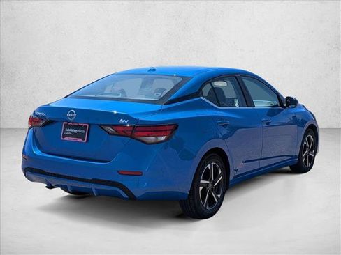 Used 2024 Nissan Sentra SV FWD image 5