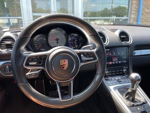 Used 2024 Porsche 718 Boxster S RWD image 27