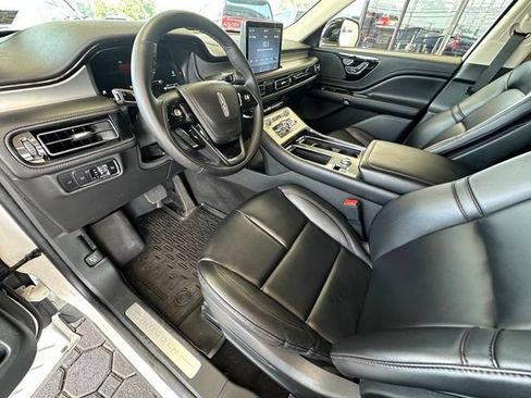 Certified 2023 Lincoln Aviator AWD w/ Elements Package image 15