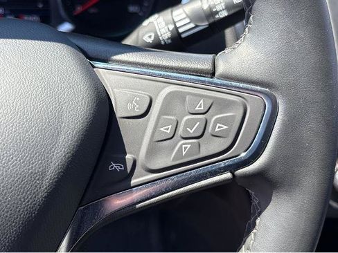 Used 2024 Chevrolet Equinox LT w/ LPO, Floor Liner Package FWD image 21