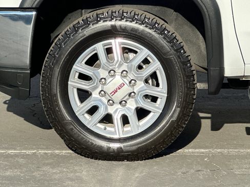 Used 2021 GMC Sierra 2500 SLE w/ SLE Convenience Package RWD image 25