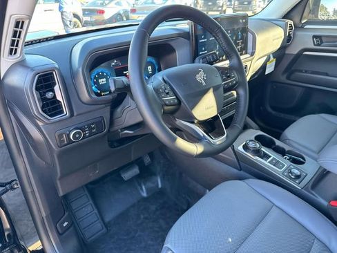 New 2025 Ford Bronco Sport Badlands image 19